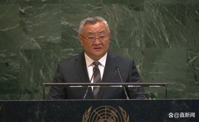 中方强调两个坚决捍卫三个决不允许